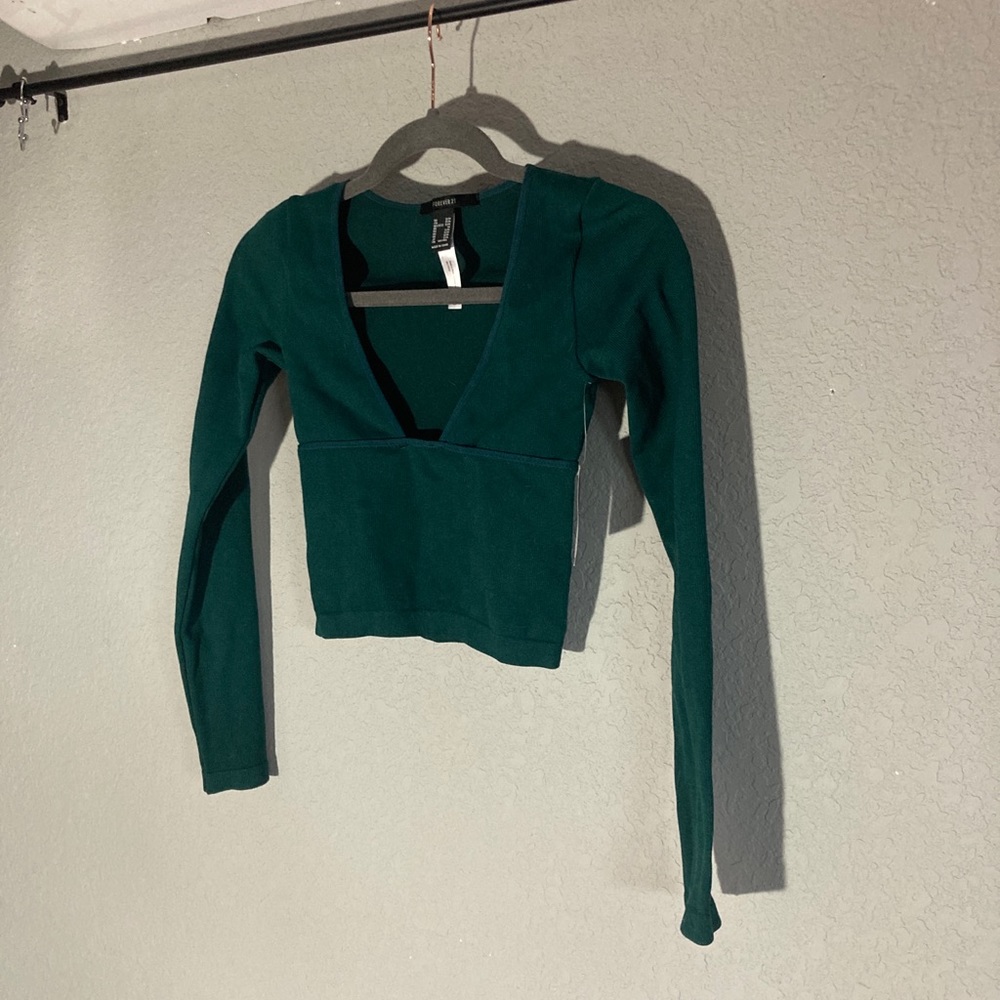 Green Cropped Long Sleeve
